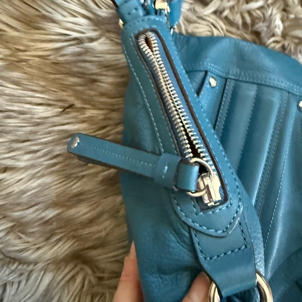 Like NEW - B. Makowsky Classic leather Bag - Reg $300 - Picture 8 of 15